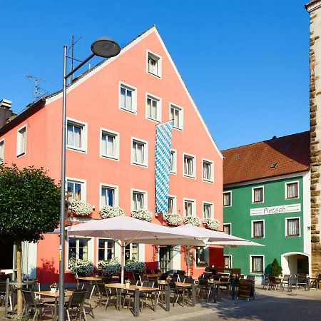 Gasthof-Hotel Pietsch Freystadt Buitenkant foto